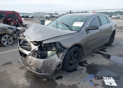 2010 Chevrolet Malibu Ls z USA, uszkodzony, nr VIN 1G1ZB5EBXAF207074